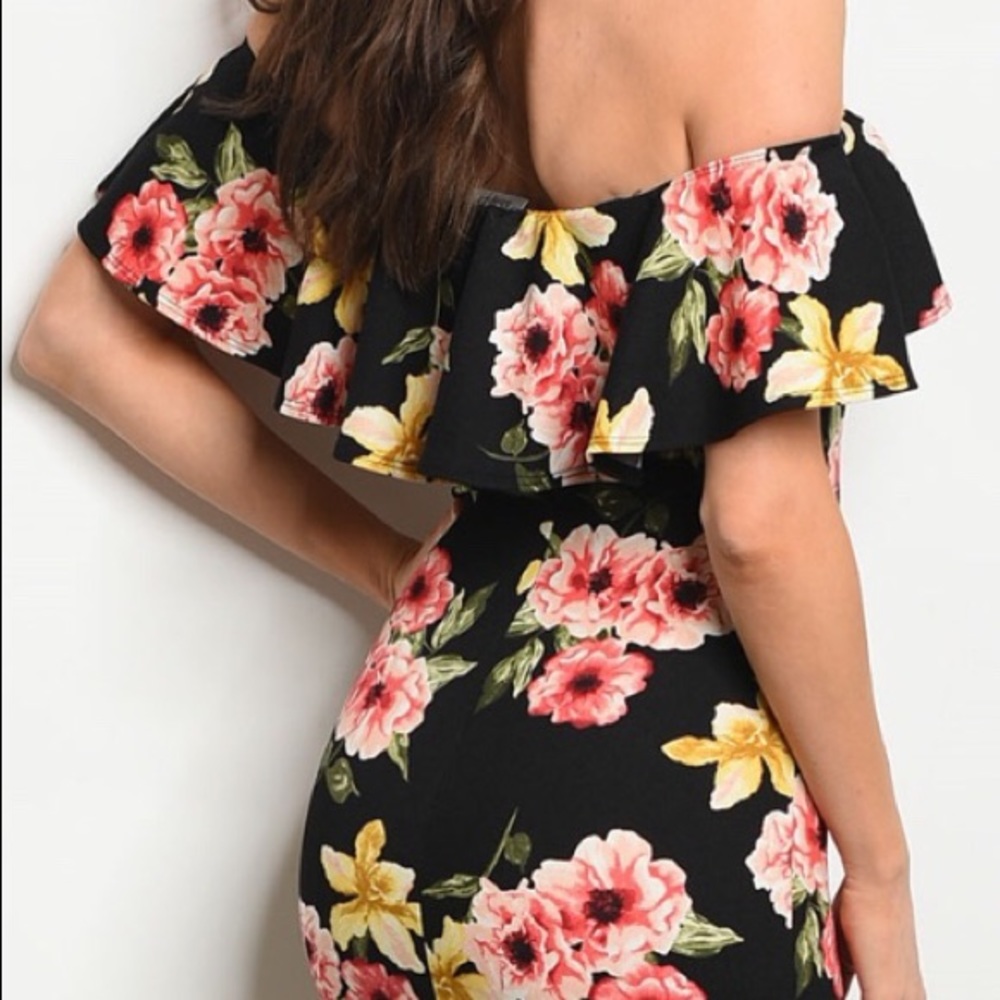 Black Floral Peplum Off The Shoulders Midi Dress - Picture 4 of 11